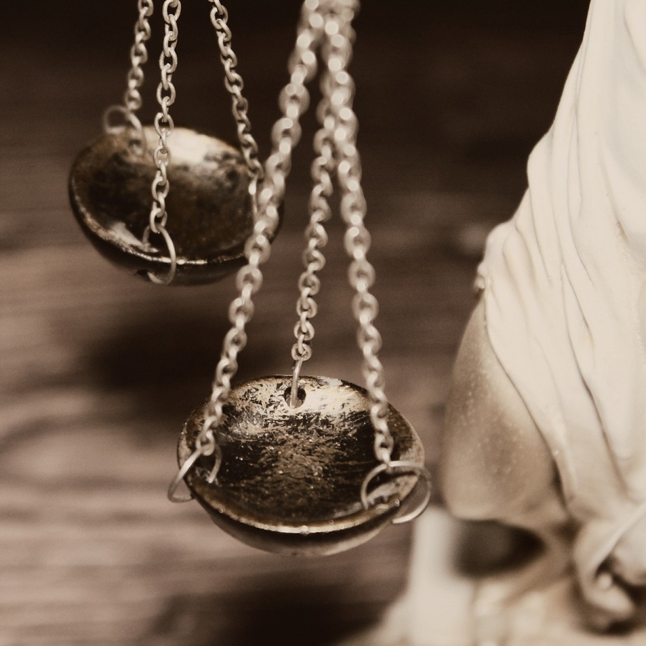 Kara umowna a wina w niewykonaniu zobowiązania