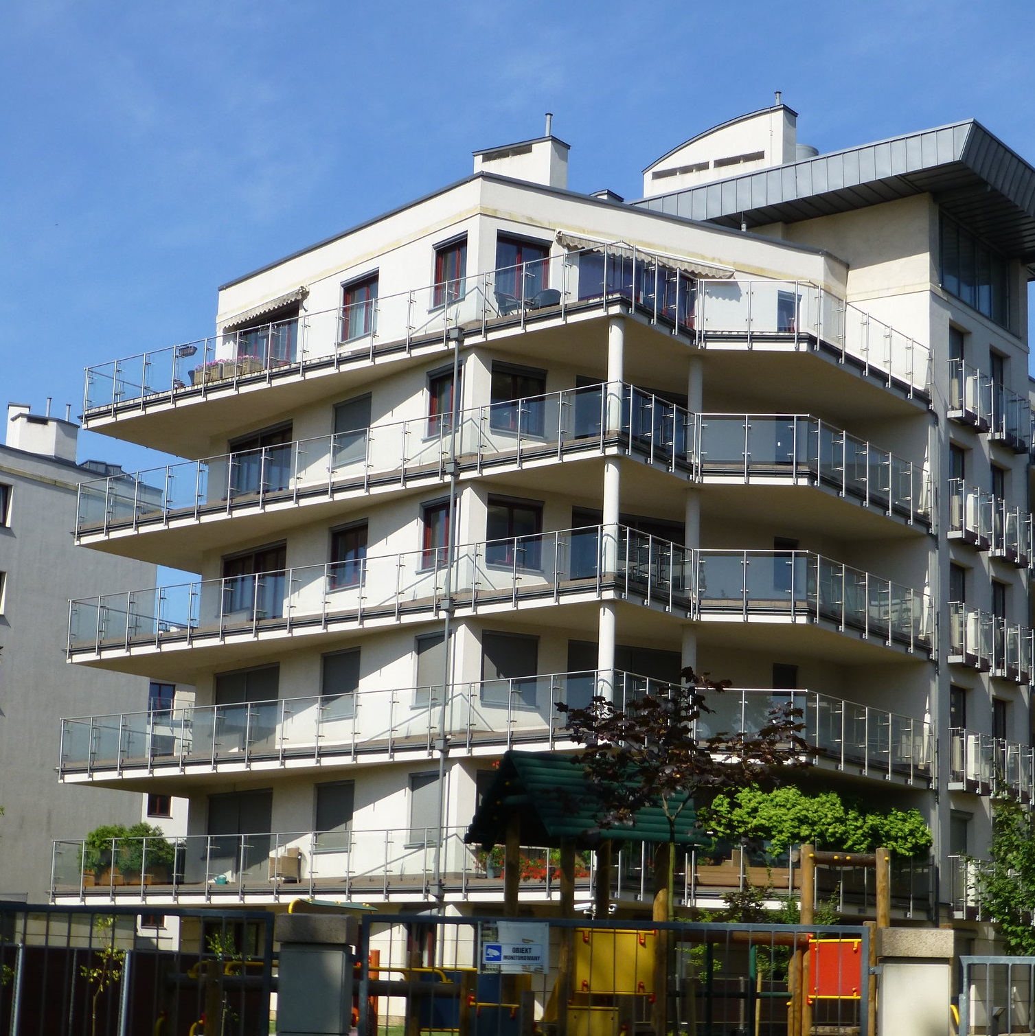 Postanowienia umowne zawierające zrzeczenie się roszczeń względem dewelopera