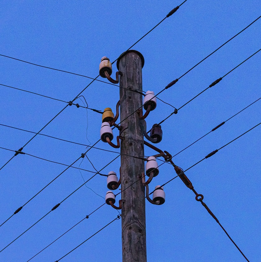 Strefa służebności przesyłu a odpowiednie wynagrodzenie z tytułu jej ustanowienia