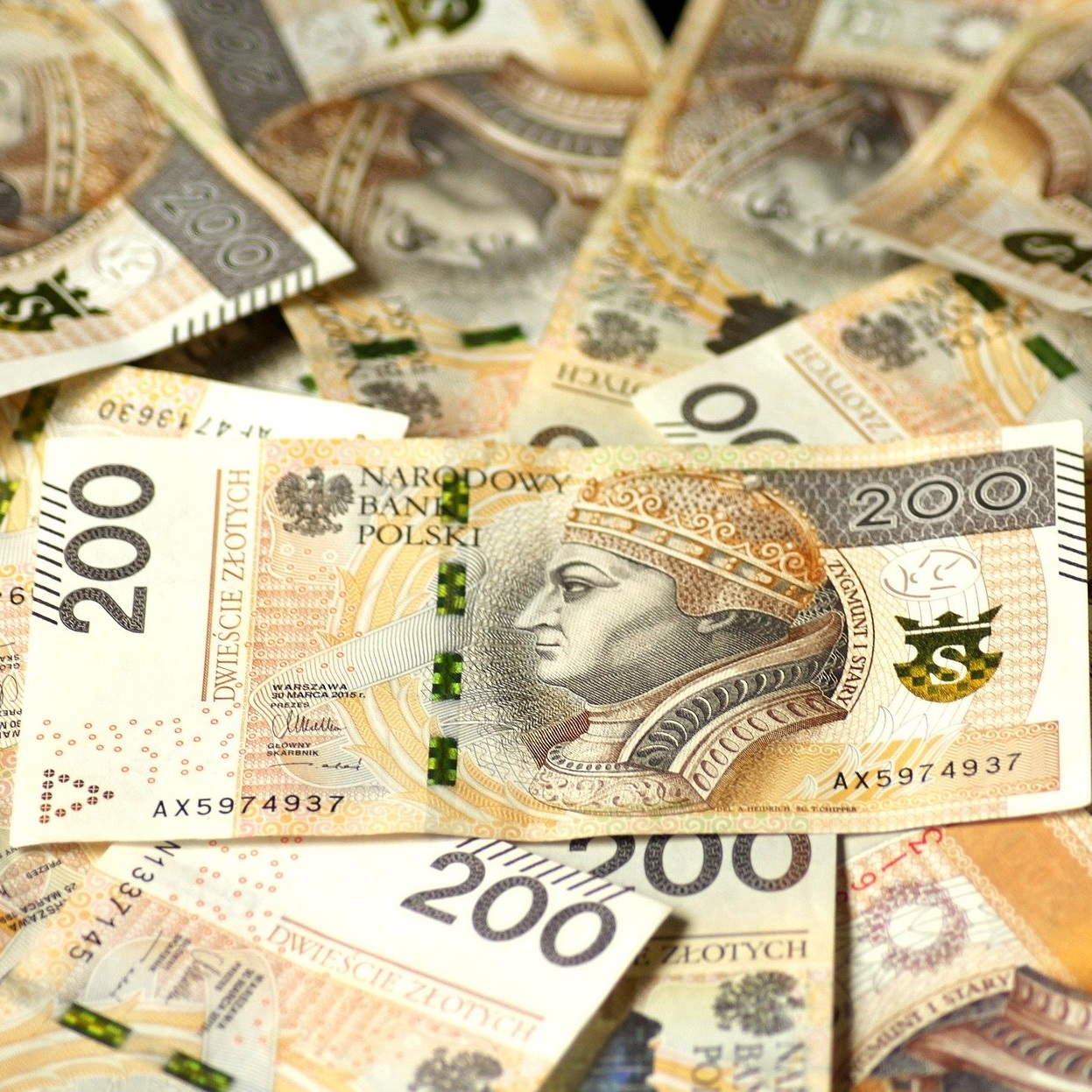 Uproszczenia w sposobie zabezpieczenia roszczeń pieniężnych