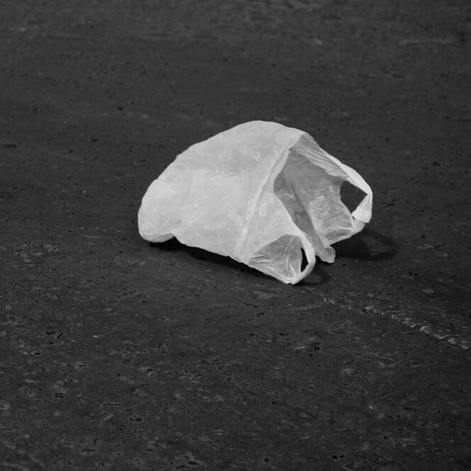 Zmiany w opłacie recyklingowej od toreb plastikowych