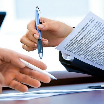 Uzyskanie wypisu aktu notarialnego przez osoby nie będące jego stronami