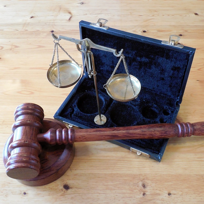 Teoria salda czy teoria dwóch kondykcji w rozliczaniu należności z bezpodstawnego wzbogacenia?